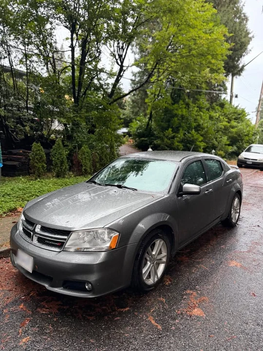 2013 Dodge Avenger Sedan - Image 2 of 4