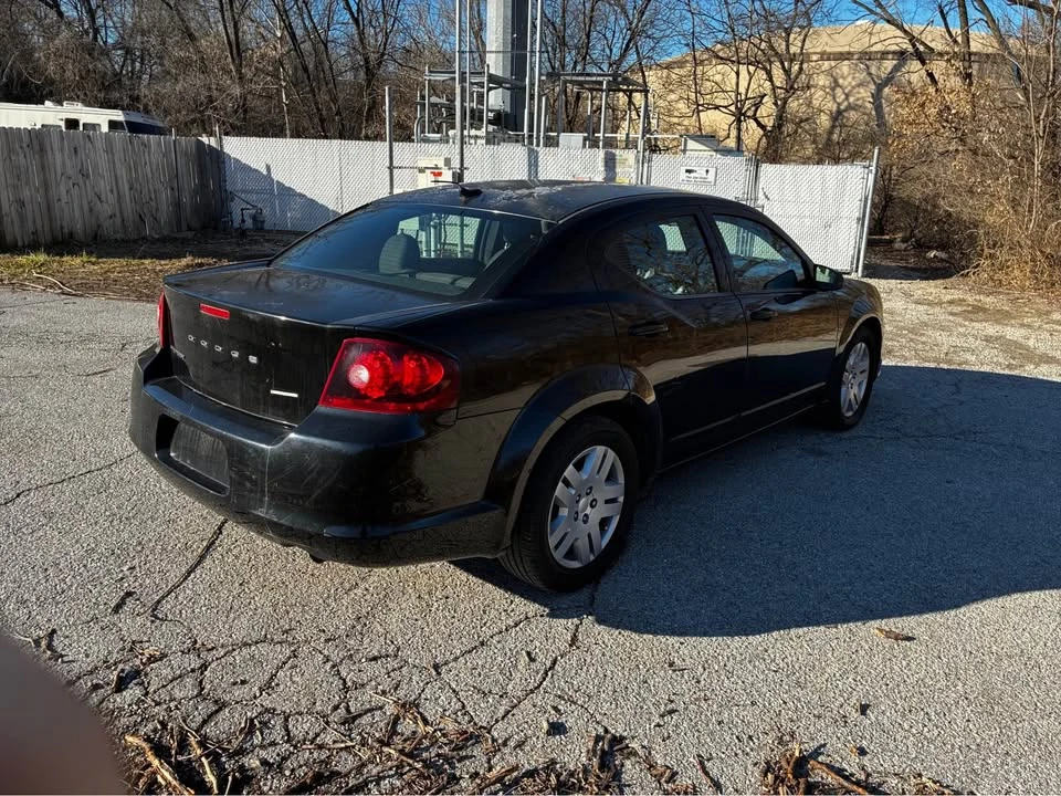 2013 Dodge Avenger Sedan - Image 6 of 8