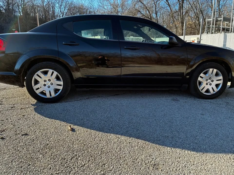 2013 Dodge Avenger Sedan - Image 5 of 8