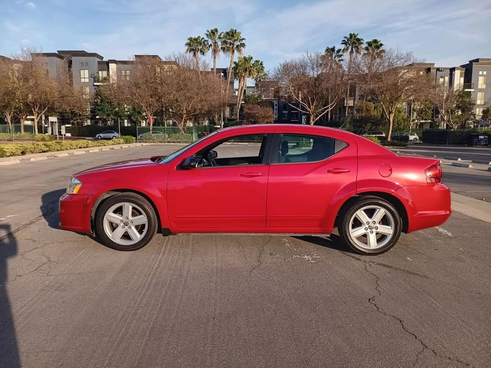2013 Dodge Avenger Sedan - Image 6 of 20