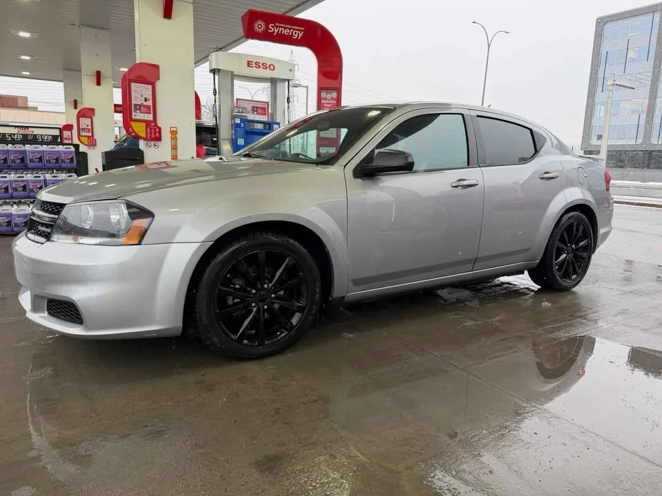 2013 Dodge Avenger Sedan - Image 2 of 11