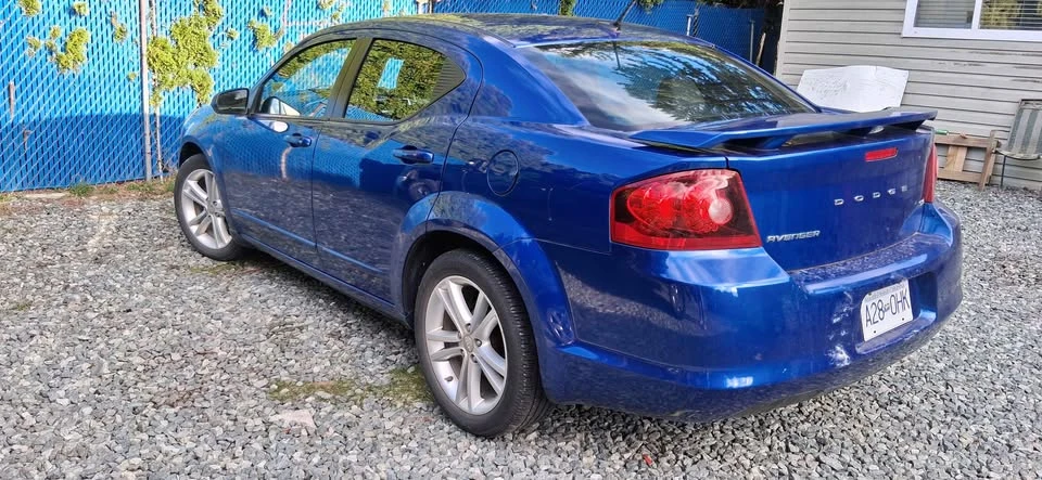 2013 Dodge Avenger Sedan - Image 2 of 2