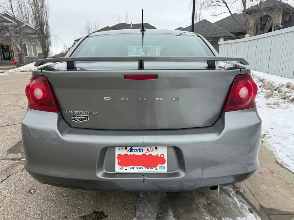 2013 Dodge Avenger Sedan - Image 7 of 10