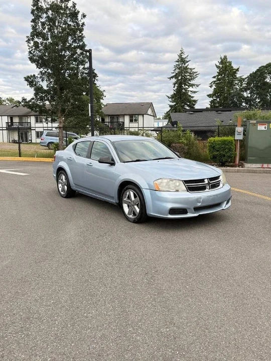 2013 Dodge Avenger Sedan - Image 3 of 11