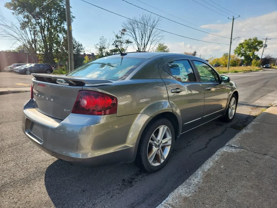 2013 Dodge Avenger Sedan - Image 4 of 16