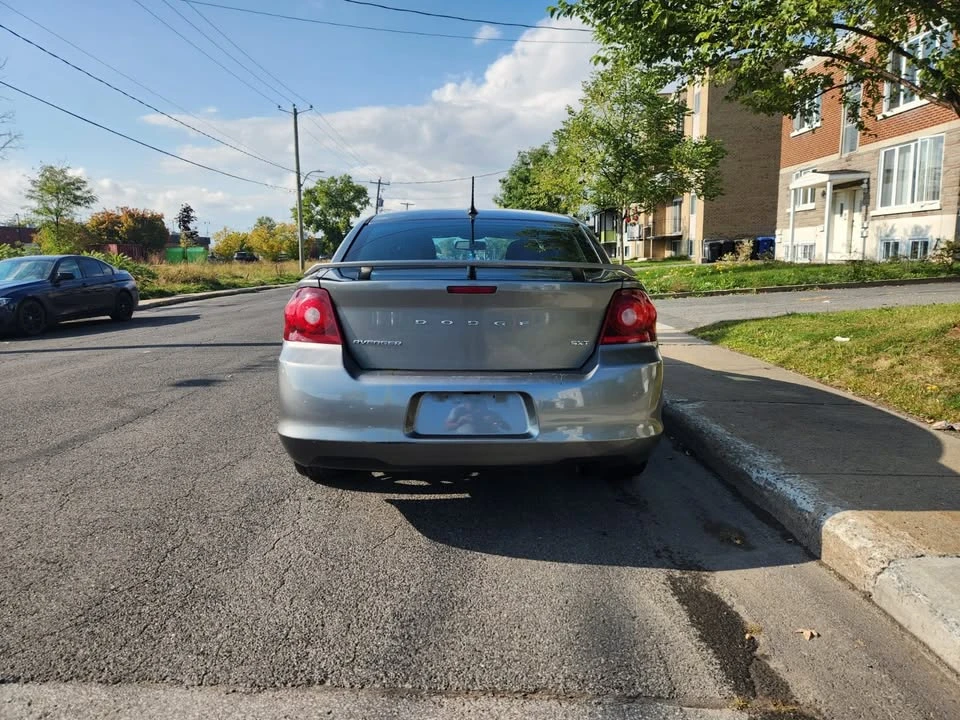 2013 Dodge Avenger Sedan - Image 5 of 16