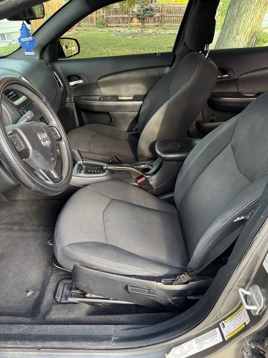 2013 Dodge Avenger Sedan - Image 7 of 11