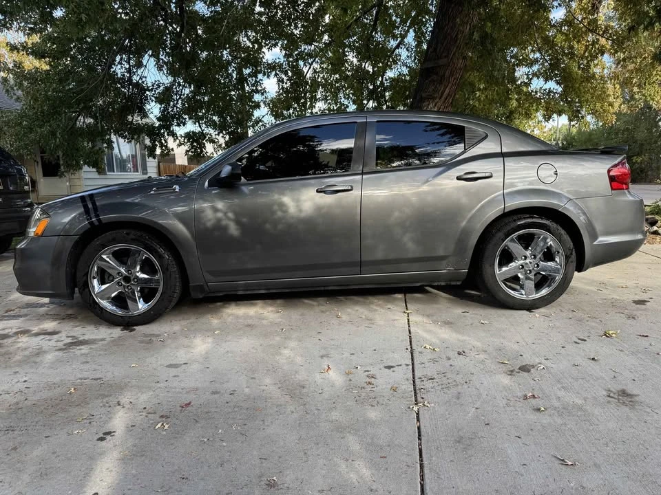 2013 Dodge Avenger Sedan - Image 5 of 11