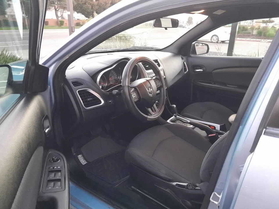 2013 Dodge Avenger Sedan - Image 7 of 10
