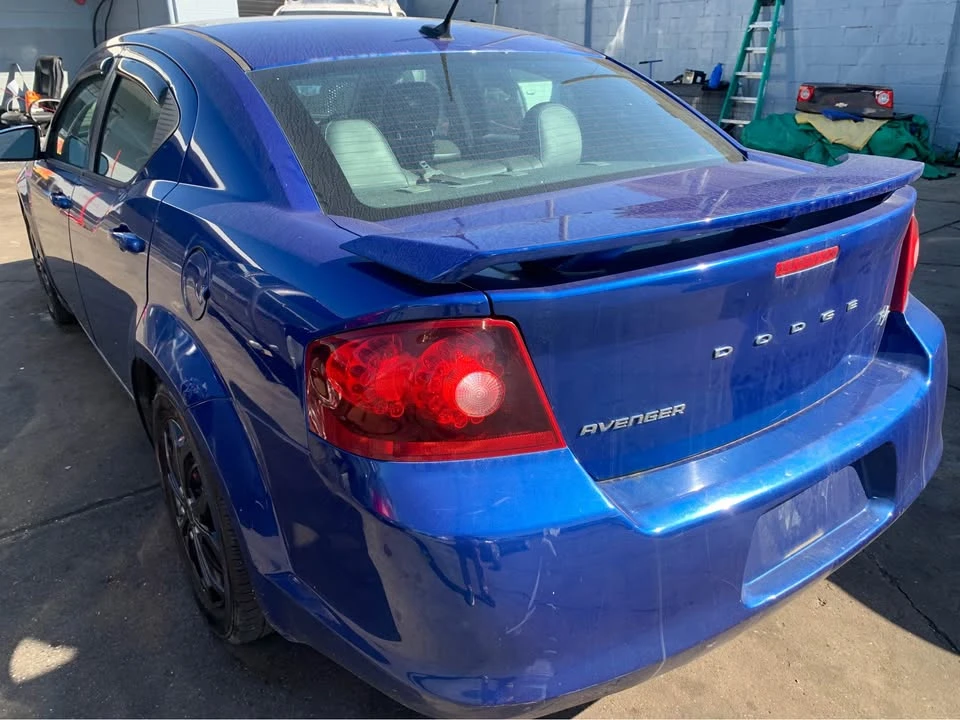 2013 Dodge Avenger Sedan - Image 6 of 8