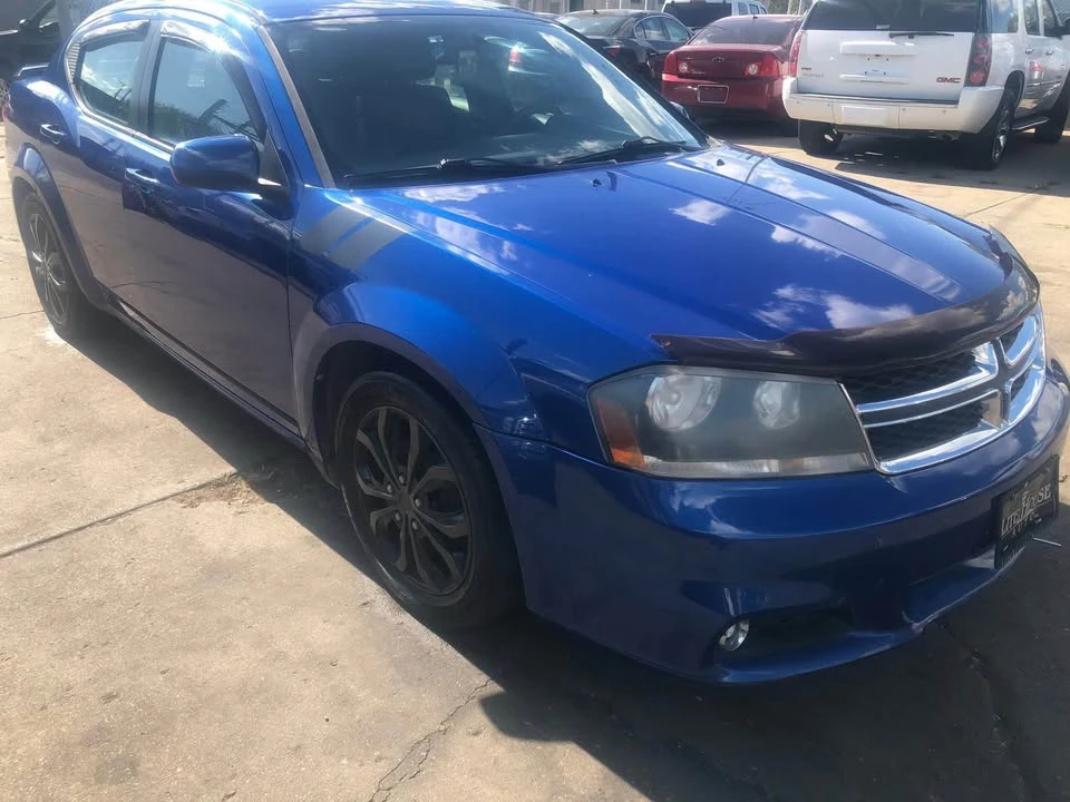 2013 Dodge Avenger Sedan - Image 2 of 8