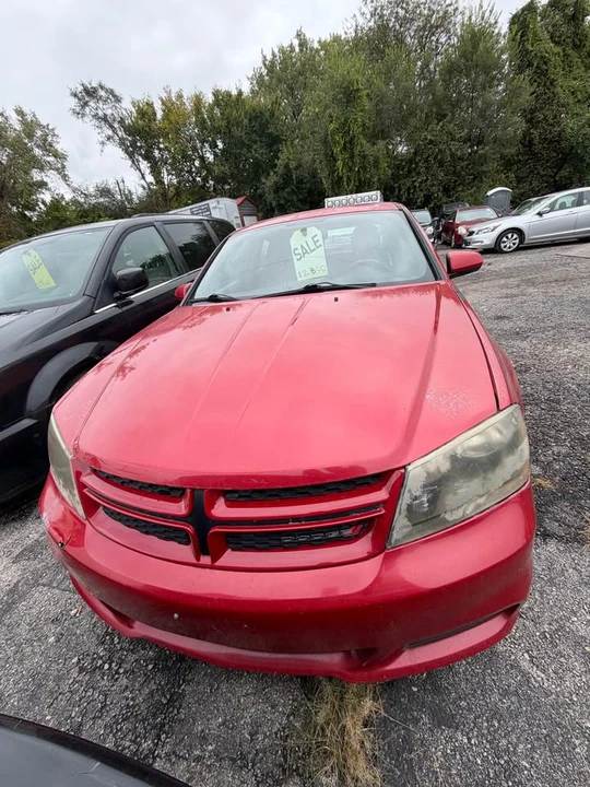 2013 Dodge Avenger Sedan - Image 2 of 9