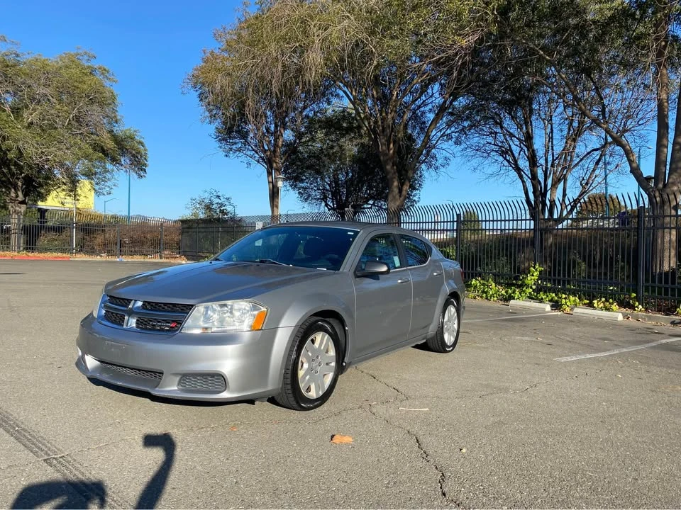 2013 Dodge Avenger Sedan - Image 3 of 11