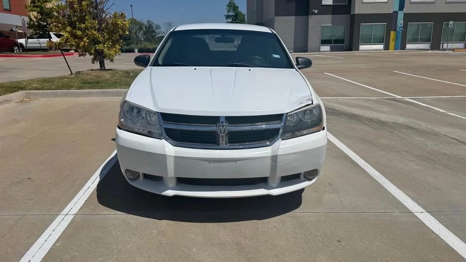 2013 Dodge Avenger Sedan - Image 2 of 10