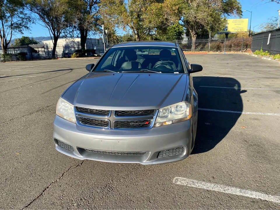 2013 Dodge Avenger Sedan - Image 2 of 11