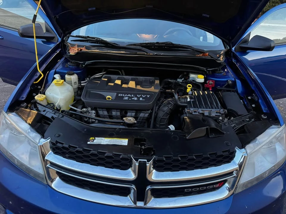 2013 Dodge Avenger Sedan - Image 9 of 12