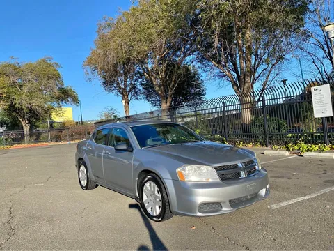 2013 Dodge Avenger SE
