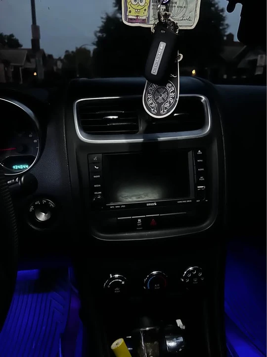 2013 Dodge Avenger Sedan - Image 8 of 10