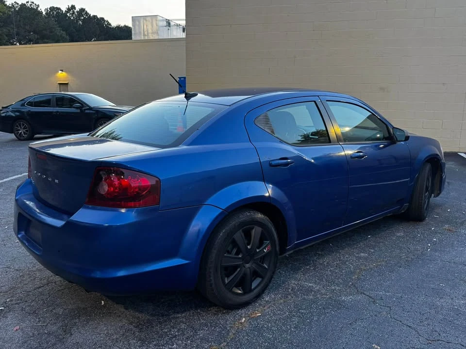 2013 Dodge Avenger Sedan - Image 11 of 12