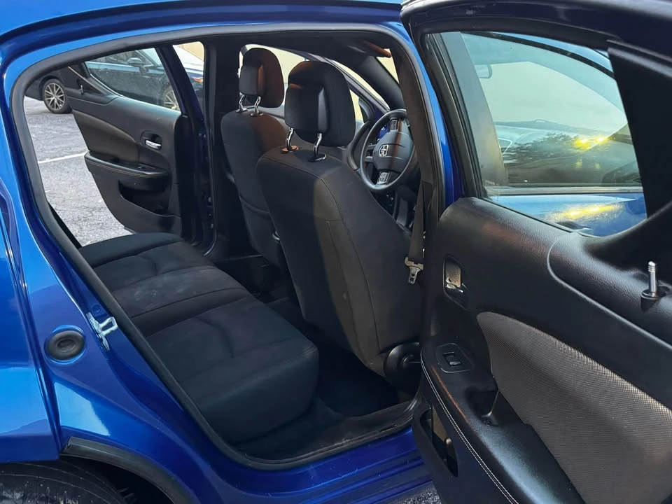 2013 Dodge Avenger Sedan - Image 5 of 12