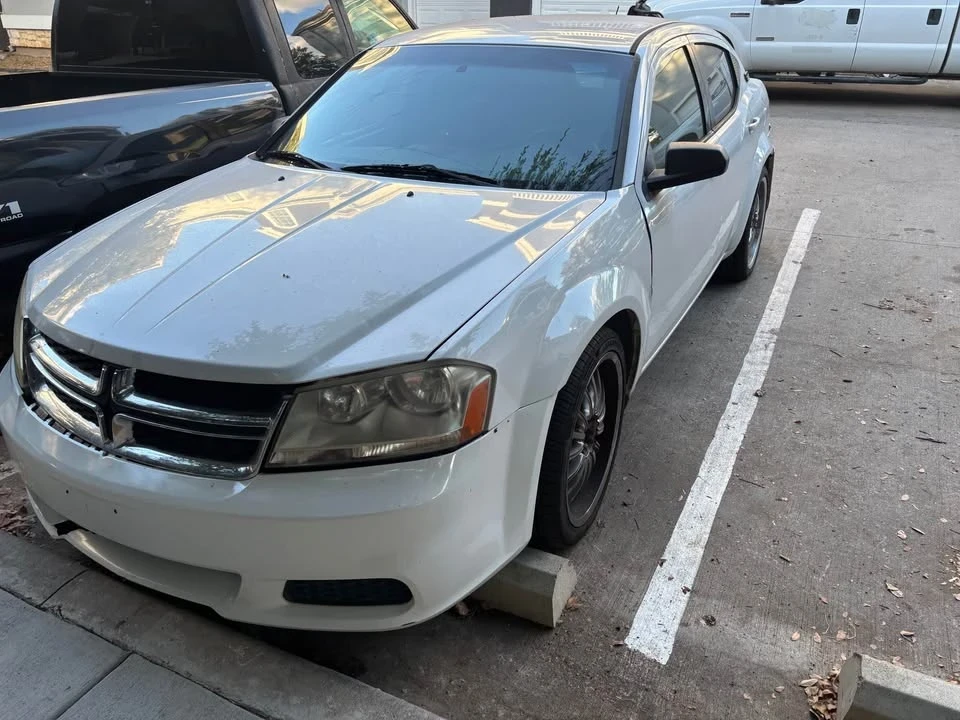 2013 Dodge Avenger Sedan - Image 3 of 20