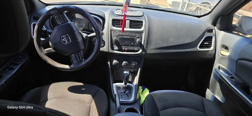 2013 Dodge Avenger Sedan - Image 3 of 5
