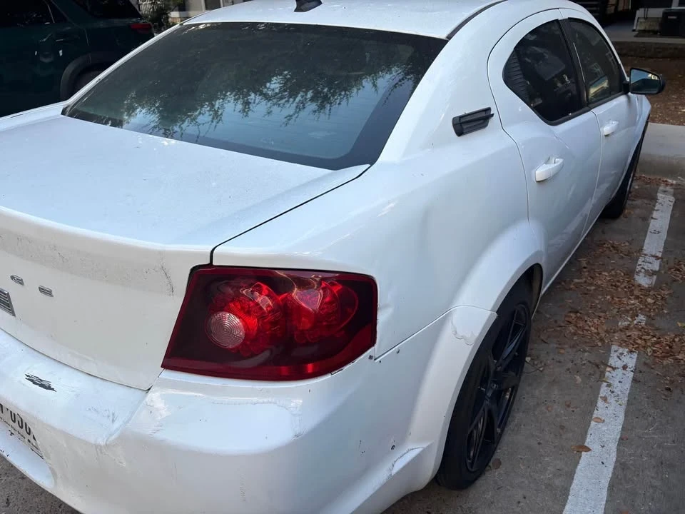 2013 Dodge Avenger Sedan - Image 5 of 20
