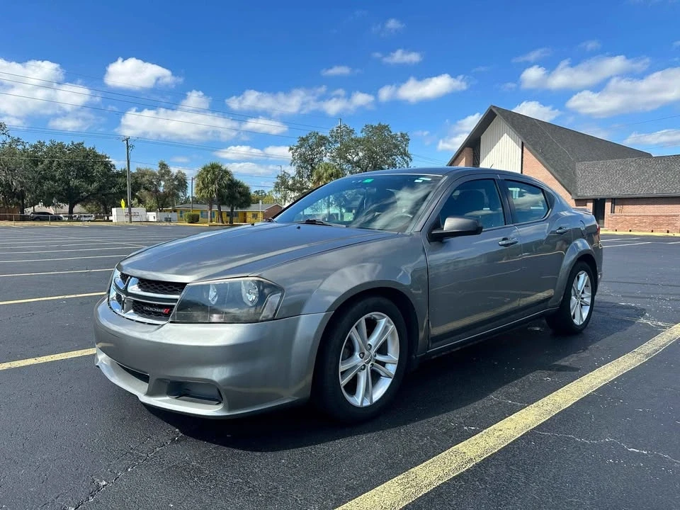 2013 Dodge Avenger Sedan - Image 6 of 14