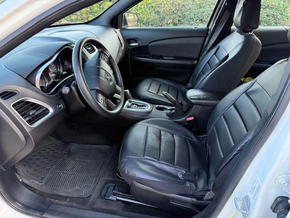 2013 Dodge Avenger Sedan - Image 6 of 8
