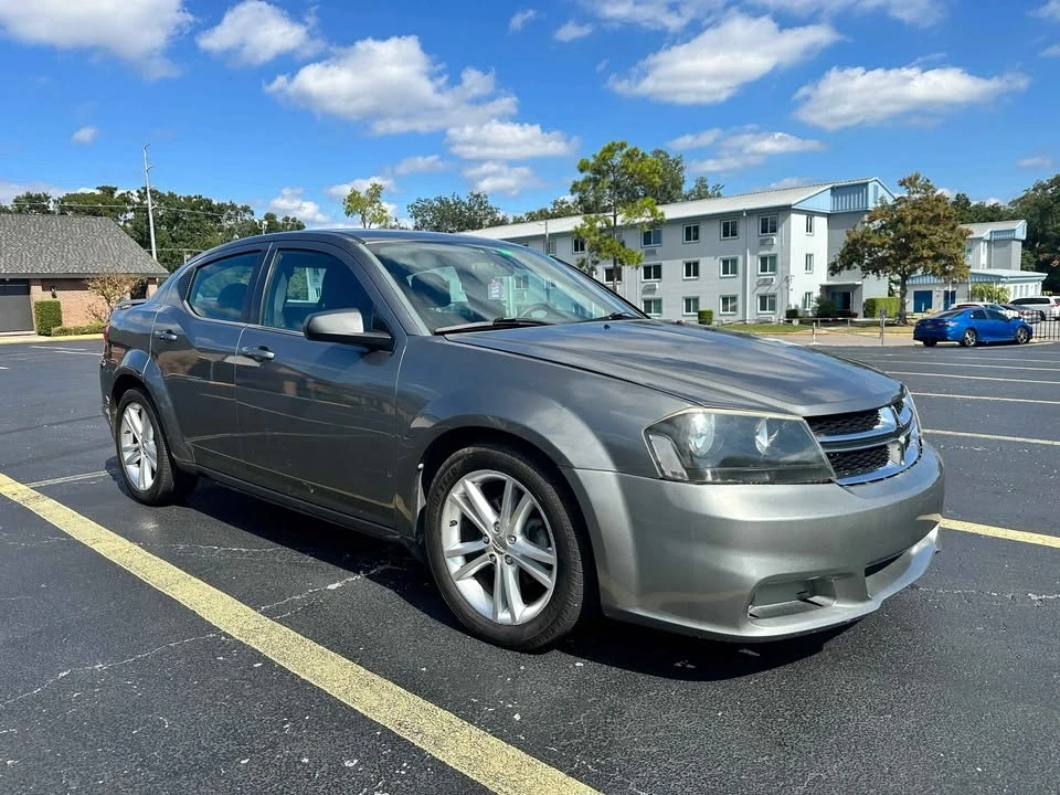 2013 Dodge Avenger Sedan - Image 2 of 14