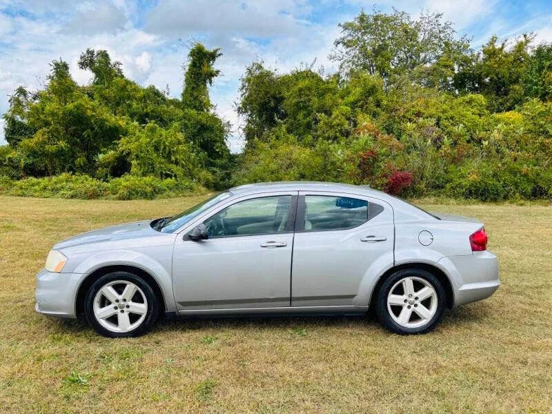 2013 Dodge Avenger Sedan - Image 3 of 9