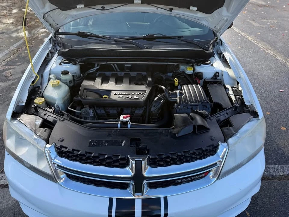 2013 Dodge Avenger Sedan - Image 5 of 8