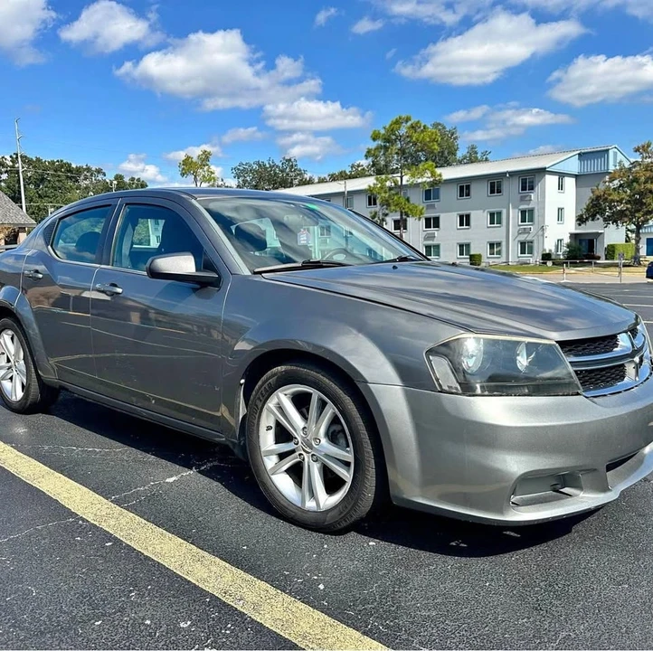 2013 Dodge Avenger Sedan - Image 2 of 13