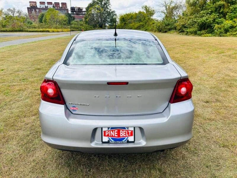 2013 Dodge Avenger Sedan - Image 4 of 9