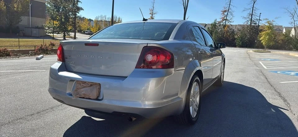2013 Dodge Avenger Sedan - Image 4 of 14