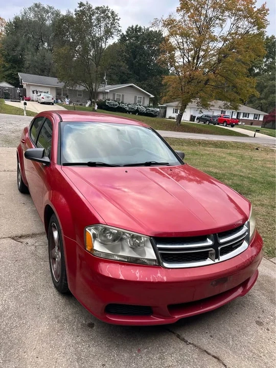 2013 Dodge Avenger Sedan - Image 2 of 7