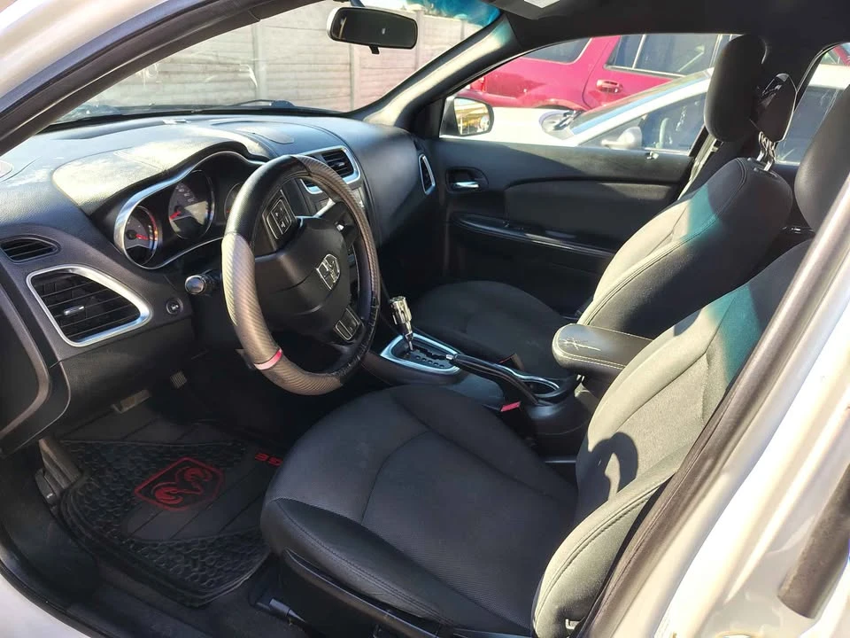 2013 Dodge Avenger Sedan - Image 7 of 11