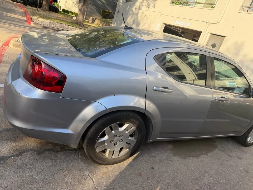 2013 Dodge Avenger Sedan - Image 2 of 4