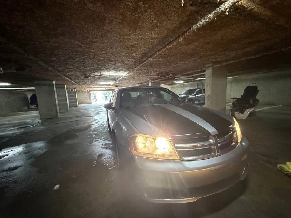 2013 Dodge Avenger Sedan - Image 4 of 4