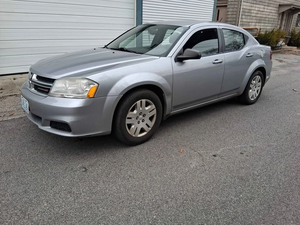 2013 Dodge Avenger Sedan - Image 2 of 7