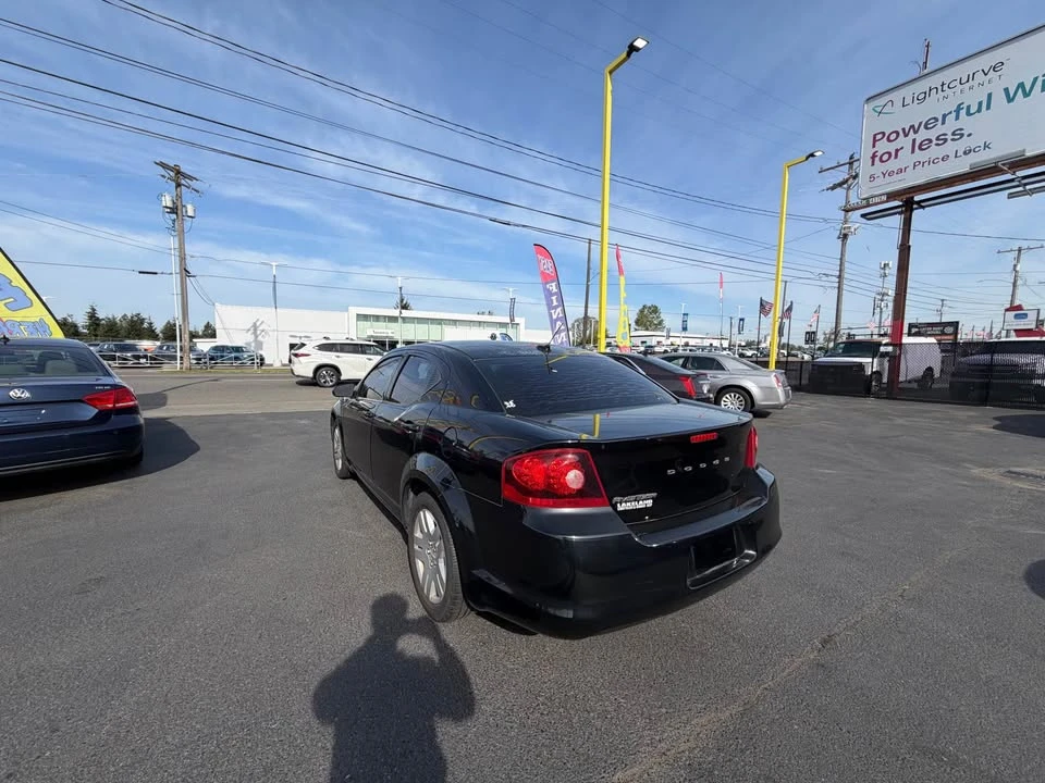 2013 Dodge Avenger Sedan - Image 5 of 17