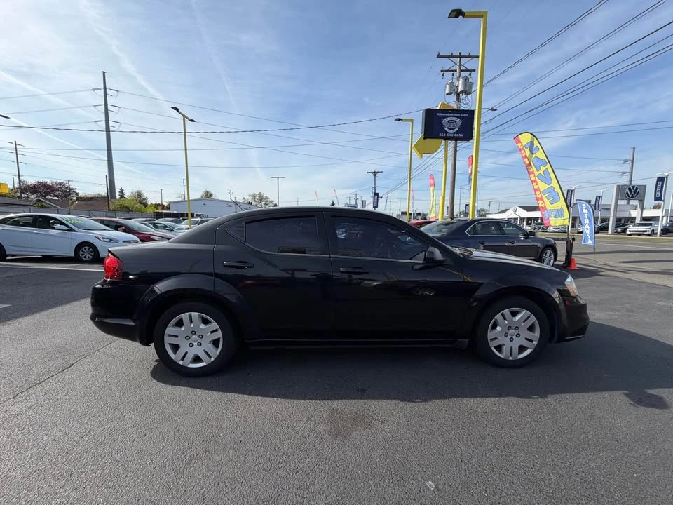 2013 Dodge Avenger Sedan - Image 2 of 17