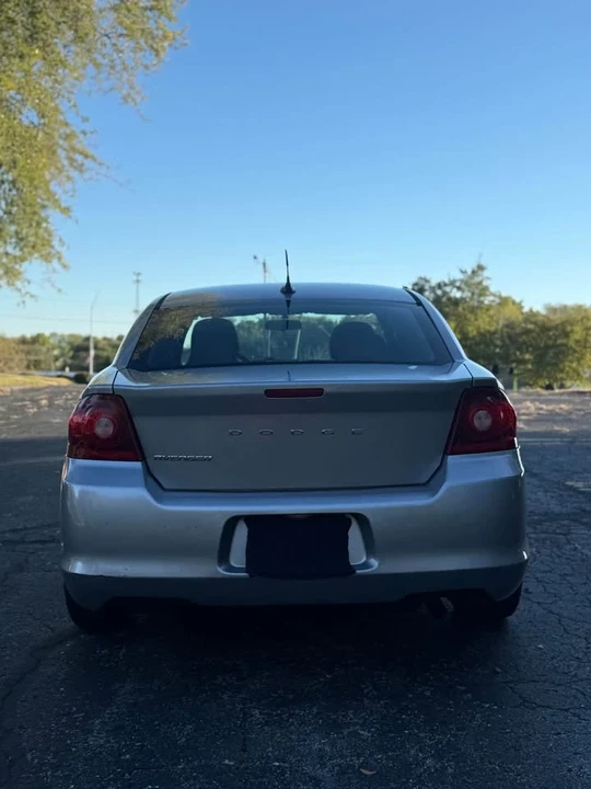 2013 Dodge Avenger Sedan - Image 5 of 17