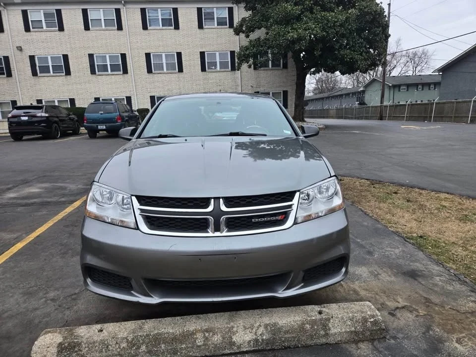 2013 Dodge Avenger Sedan - Image 4 of 8