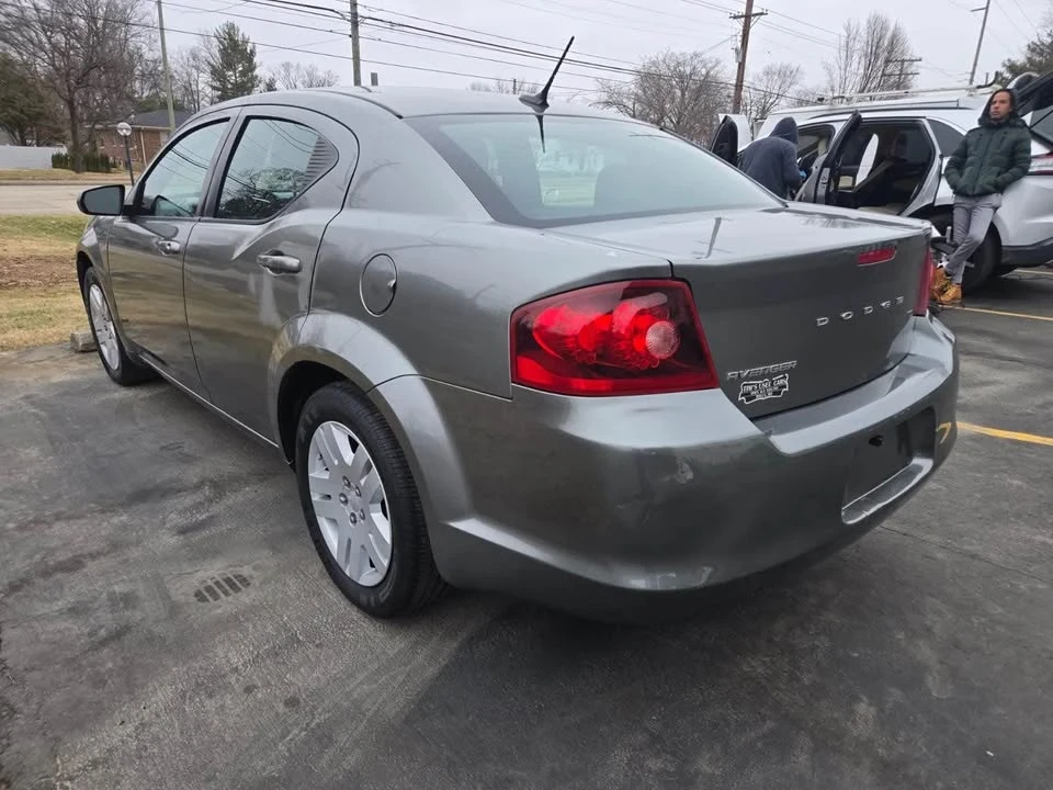 2013 Dodge Avenger Sedan - Image 6 of 8