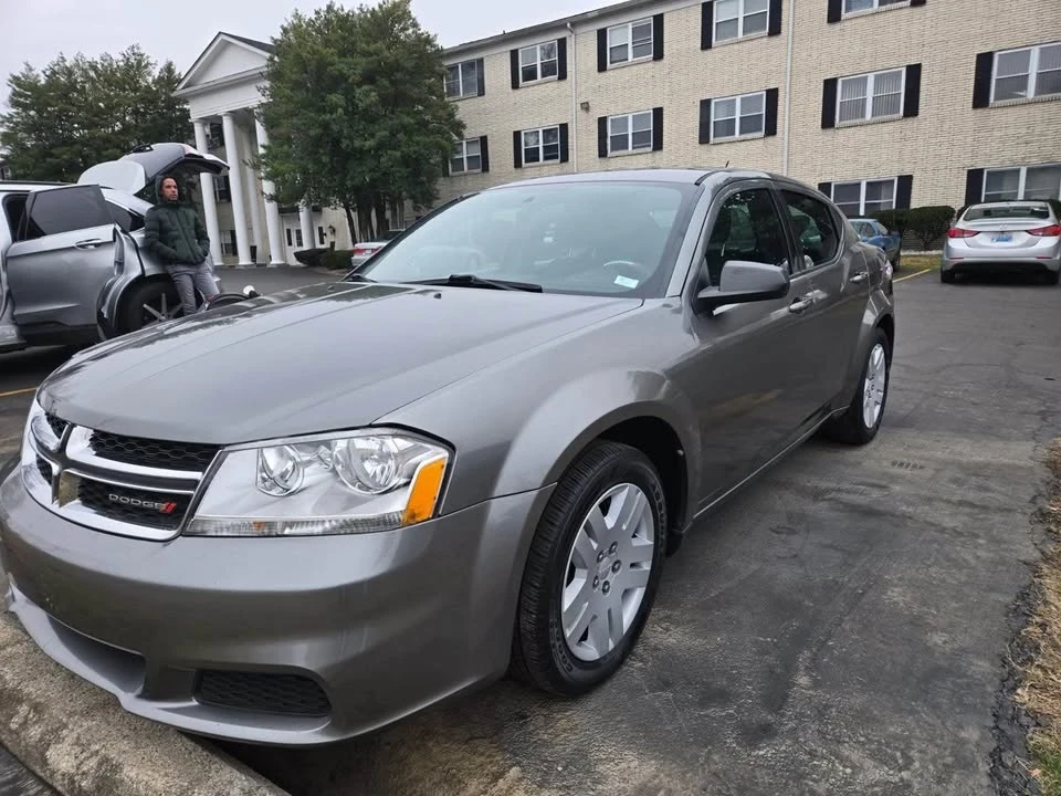 2013 Dodge Avenger Sedan - Image 5 of 8