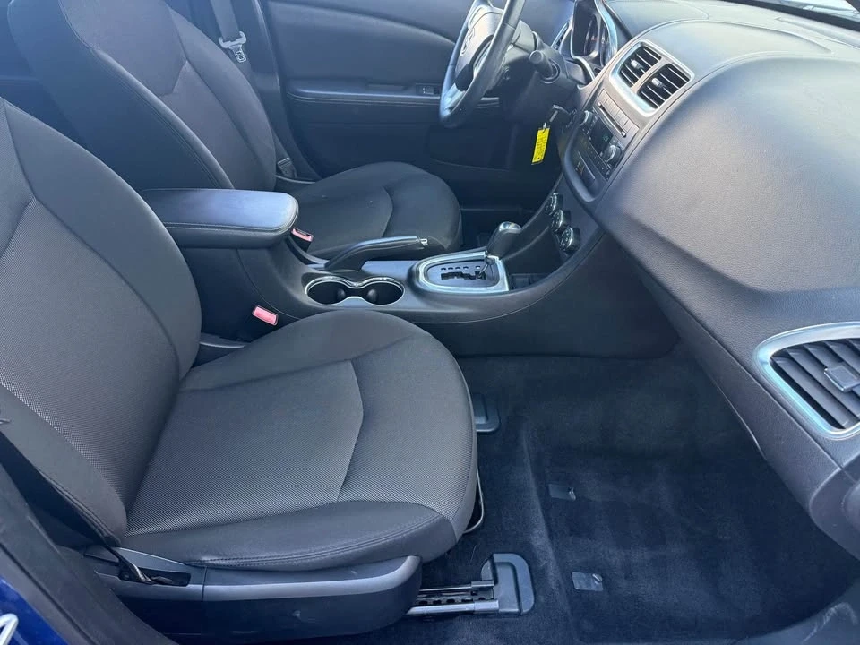 2013 Dodge Avenger Sedan - Image 17 of 20