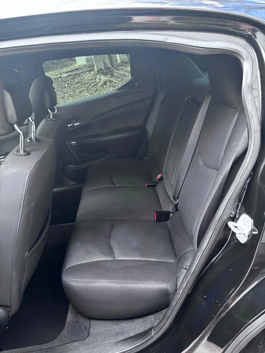 2013 Dodge Avenger Sedan - Image 6 of 9