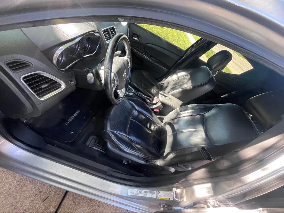 2013 Dodge Avenger Sedan - Image 15 of 16