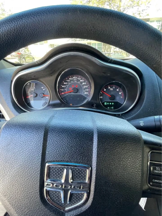 2013 Dodge Avenger Sedan - Image 3 of 7